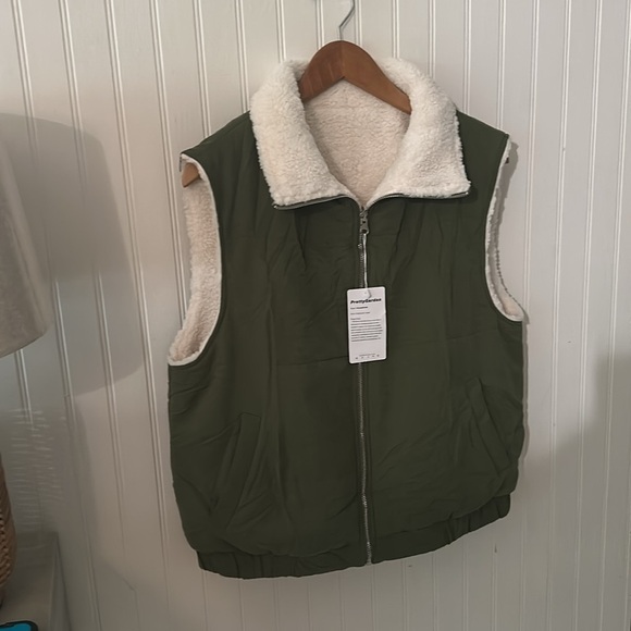 New! Pretty Garden Forest Green Vest sz Small - Picture 6 of 14